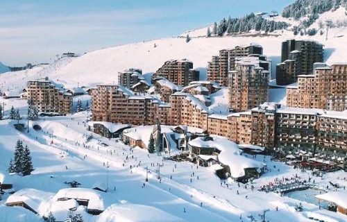 The Difference Between French and American Ski Resorts - Avoriaz